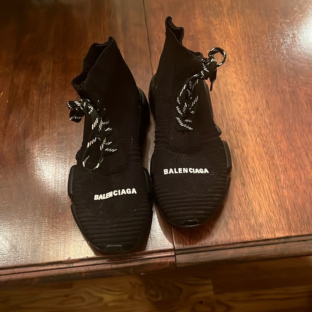 Authentic Balenciaga ankle boots. EUC. Worn twice.